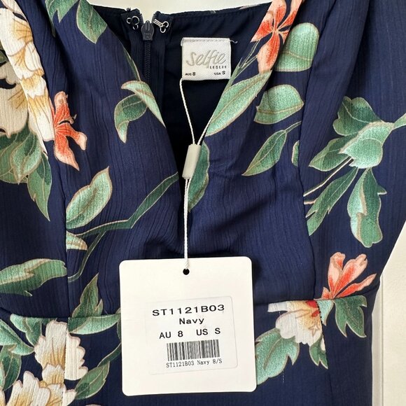 Selfie Leslie Imelda V neckline high low hem dress Floral print Navy blue SMALL - Picture 12 of 16